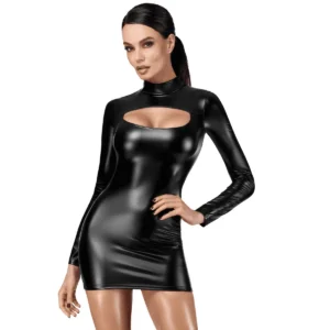 Abito Attillato Nero Lucido Maniche Lunghe Collo Alto Scollatura Audace sensuale elegante raffinata seducente